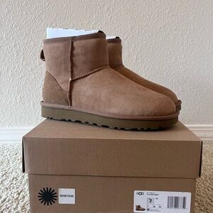 UGG Classic Mini II Boots - Chestnut